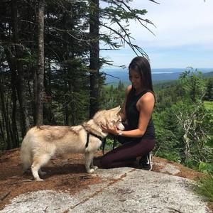 Meet your Posher, Stephanie